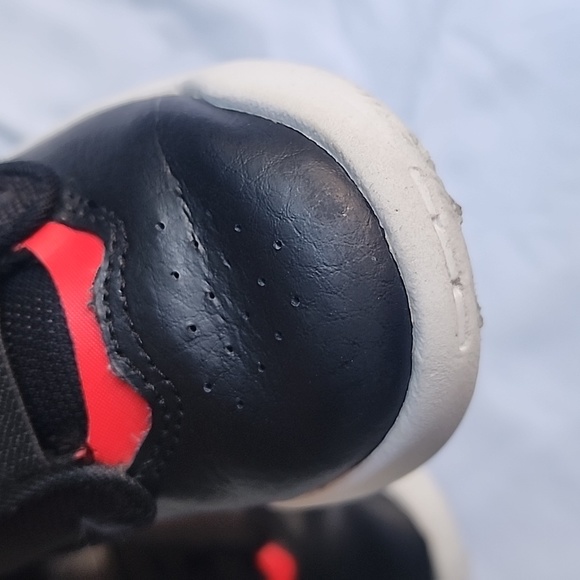 Toddler Jordan's - Picture 5 of 8